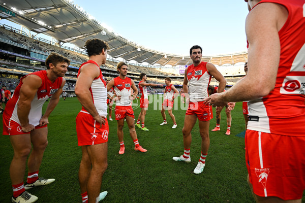 AFL 2025 Round 02 - Fremantle v Sydney - A-58063911