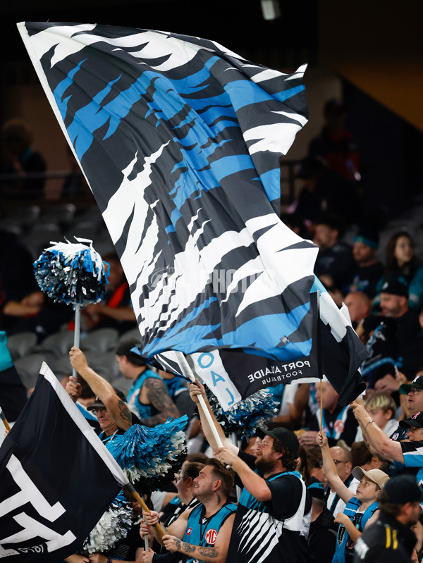 AFL 2025 Round 03 - Essendon v Port Adelaide - A-58155810