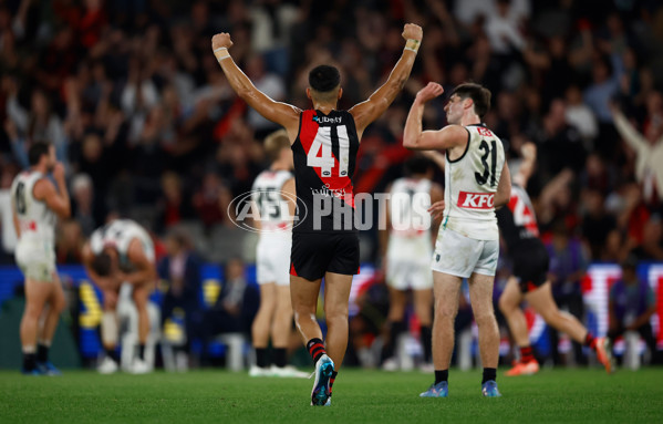 AFL 2025 Round 03 - Essendon v Port Adelaide - A-58159929