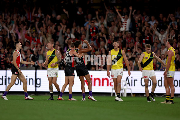 AFL 2025 Round 03 - St Kilda v Richmond - A-58207740
