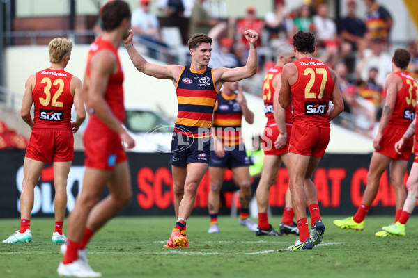 AFL 2025 Round 04 - Gold Coast v Adelaide - A-58368011