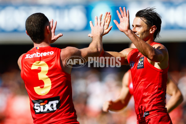 AFL 2025 Round 04 - Gold Coast v Adelaide - A-58368590