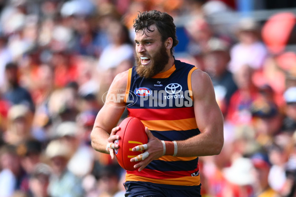 AFL 2025 Round 04 - Gold Coast v Adelaide - A-58370712
