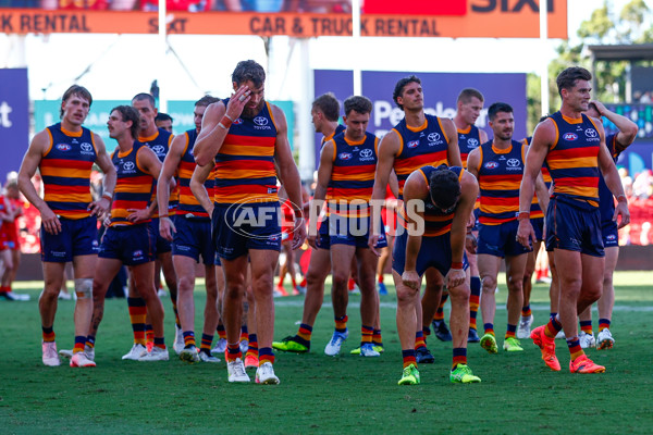 AFL 2025 Round 04 - Gold Coast v Adelaide - A-58371096