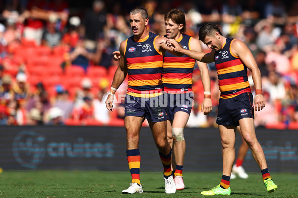 AFL 2025 Round 04 - Gold Coast v Adelaide - A-58374022