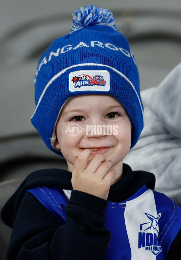 AFL 2025 Round 04 - North Melbourne v Sydney - A-58378769