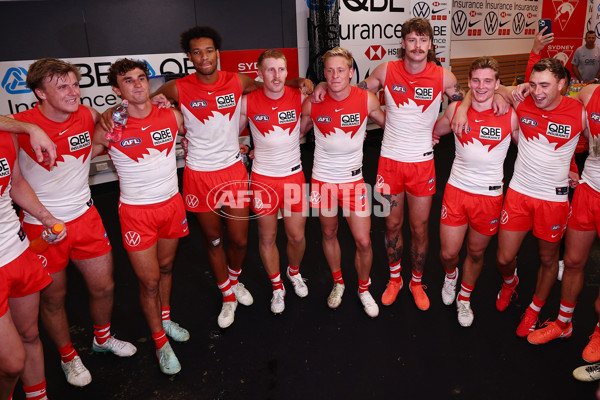 AFL 2025 Round 04 - North Melbourne v Sydney - A-58391414