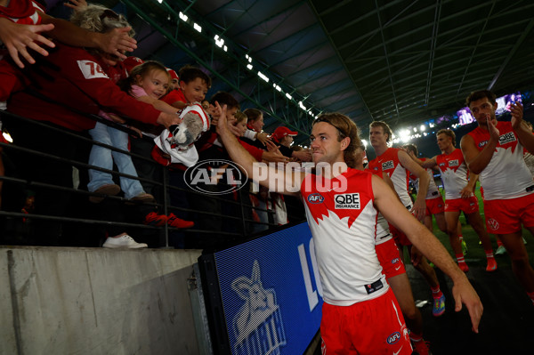 AFL 2025 Round 04 - North Melbourne v Sydney - A-58392325