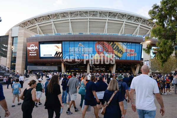AFL 2025 Round 05 - Adelaide v Geelong - A-58485750