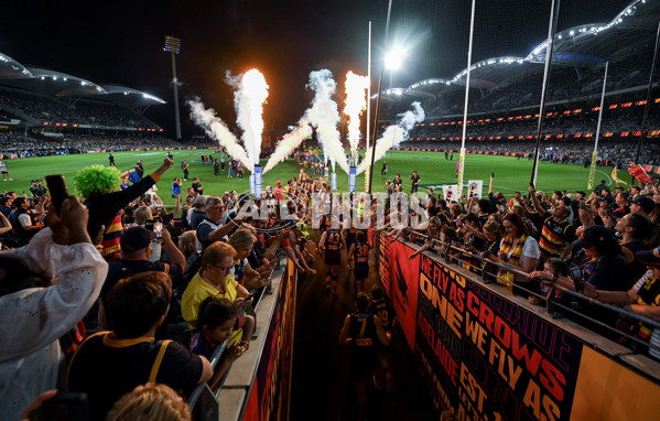 AFL 2025 Round 05 - Adelaide v Geelong - A-58490865