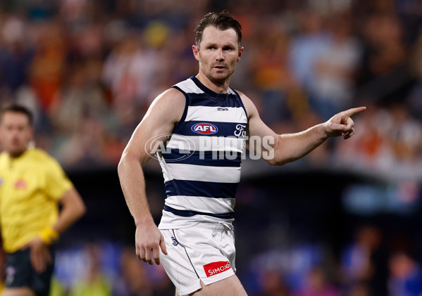 AFL 2025 Round 05 - Adelaide v Geelong - A-58490889