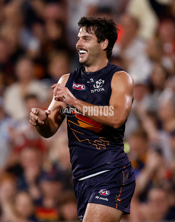 AFL 2025 Round 05 - Adelaide v Geelong - A-58497759