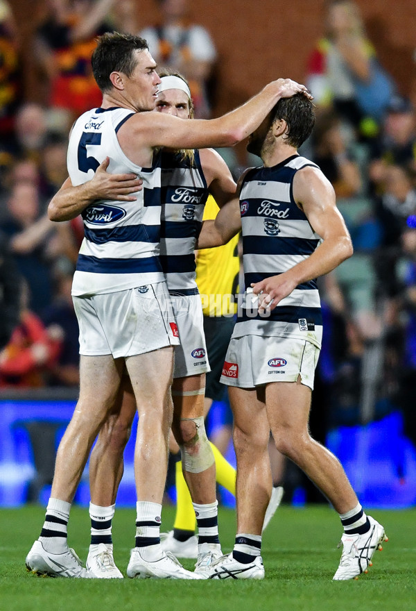 AFL 2025 Round 05 - Adelaide v Geelong - A-58504032