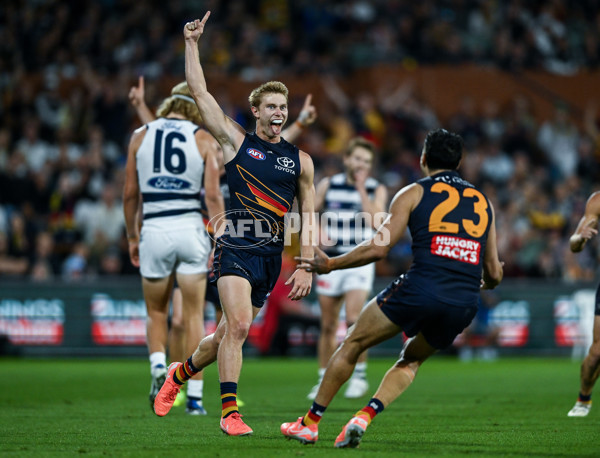 AFL 2025 Round 05 - Adelaide v Geelong - A-58512145