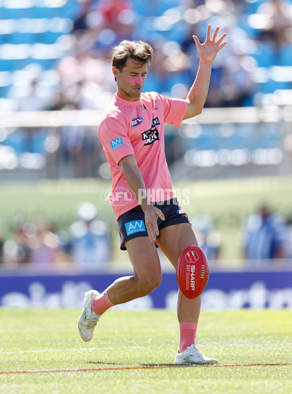 AFL 2025 Round 05 - North Melbourne v Gold Coast - A-58527752