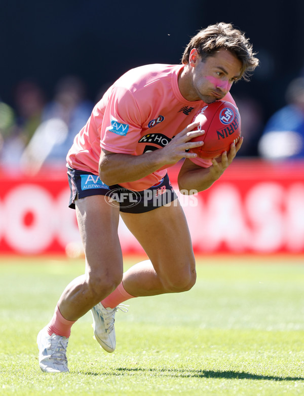 AFL 2025 Round 05 - North Melbourne v Gold Coast - A-58527753