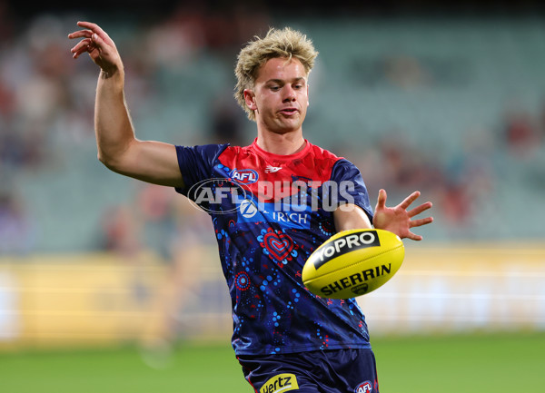 AFL 2025 Round 05 - Melbourne v Essendon - A-58547336