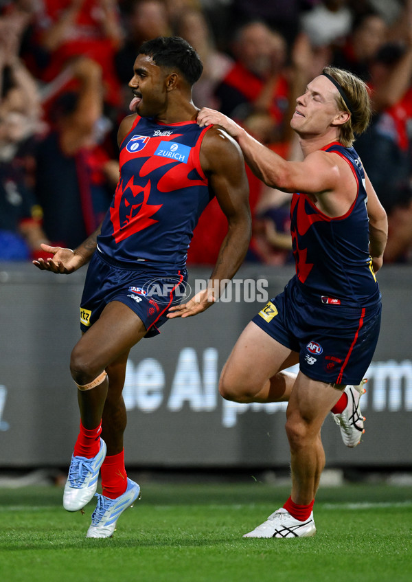 AFL 2025 Round 05 - Melbourne v Essendon - A-58549994