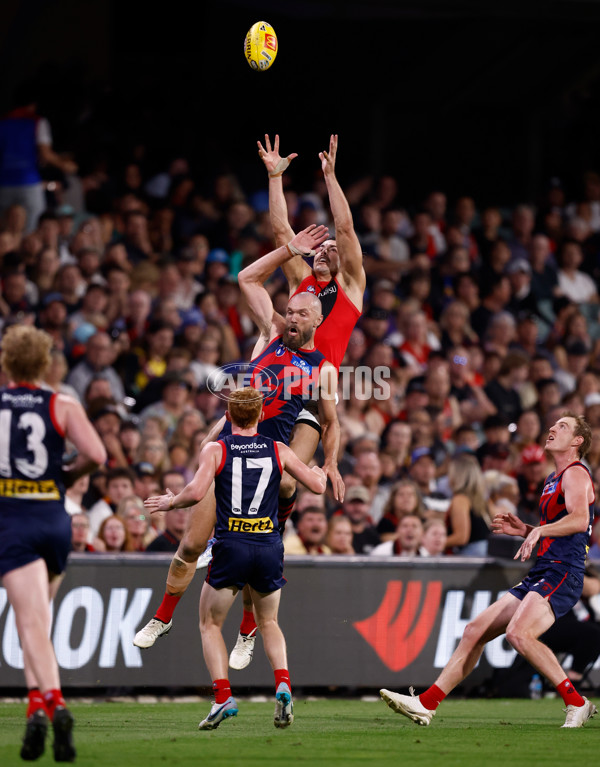 AFL 2025 Round 05 - Melbourne v Essendon - A-58553503