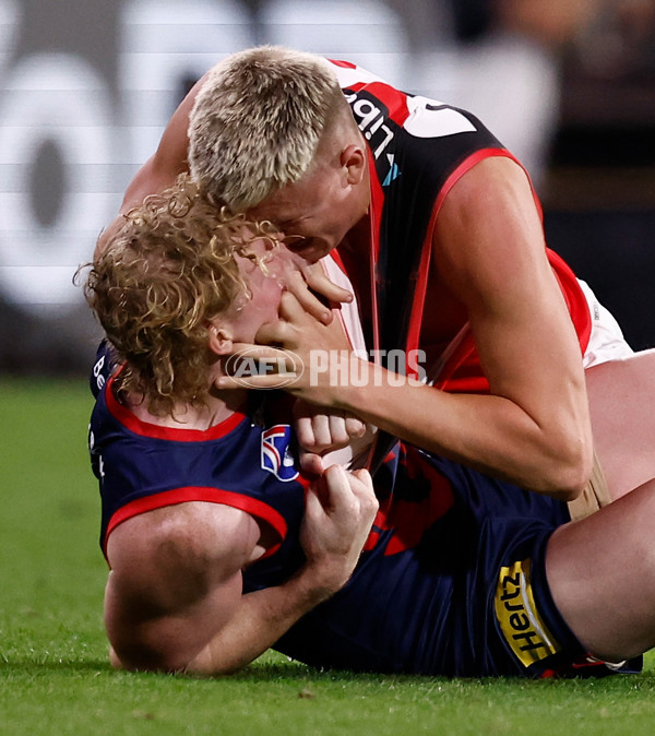 AFL 2025 Round 05 - Melbourne v Essendon - A-58555784