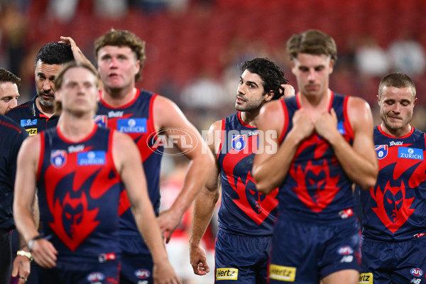 AFL 2025 Round 05 - Melbourne v Essendon - A-58560055