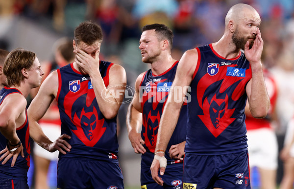 AFL 2025 Round 05 - Melbourne v Essendon - A-58561116