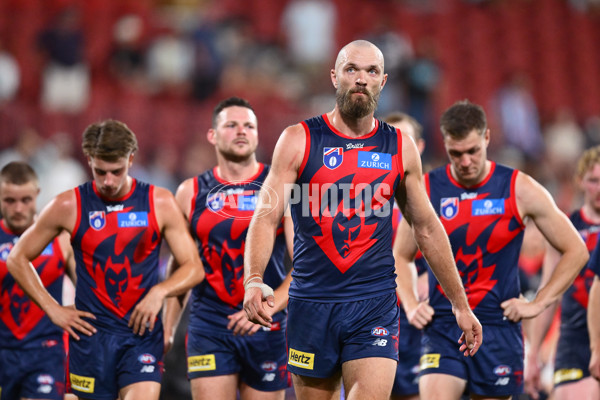 AFL 2025 Round 05 - Melbourne v Essendon - A-58561137