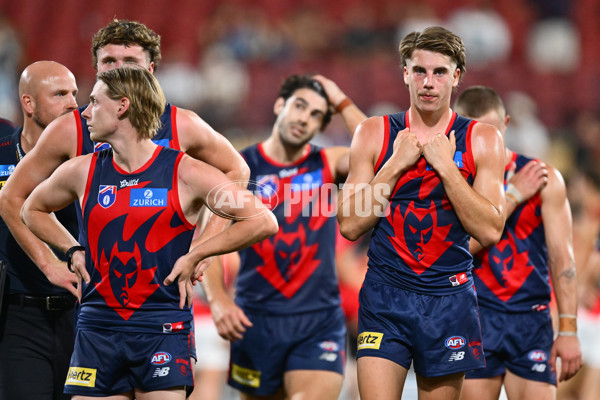 AFL 2025 Round 05 - Melbourne v Essendon - A-58562779
