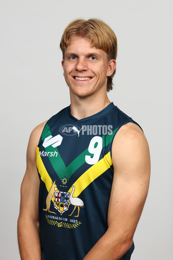 2025 Marsh AFL National Academy Boys Jumper Presentation - A-58562824