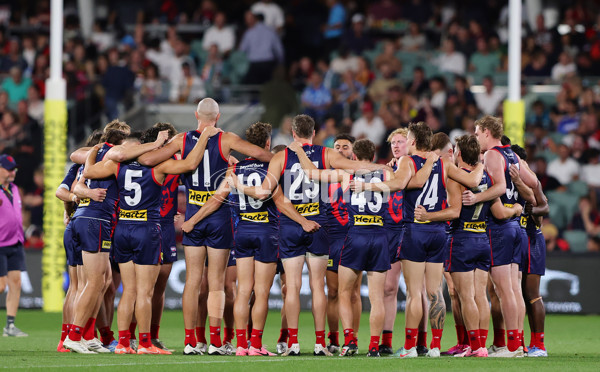 AFL 2025 Round 05 - Melbourne v Essendon - A-58563832