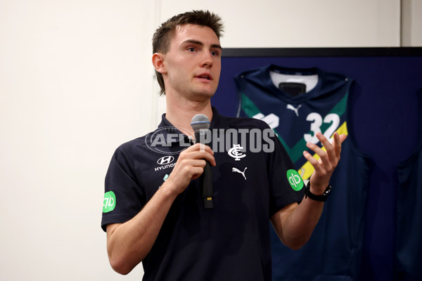 2025 Marsh AFL National Academy Boys Jumper Presentation - A-58565717