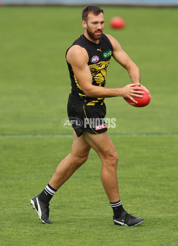 AFL 2025 Training - Richmond 160425 - A-58616800