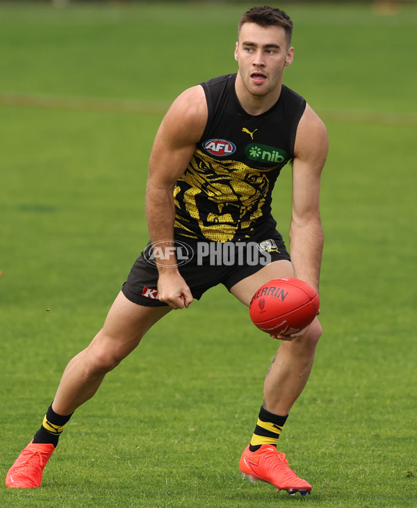 AFL 2025 Training - Richmond 160425 - A-58616896