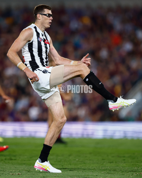 AFL 2025 Round 06 - Brisbane v Collingwood - A-58631949