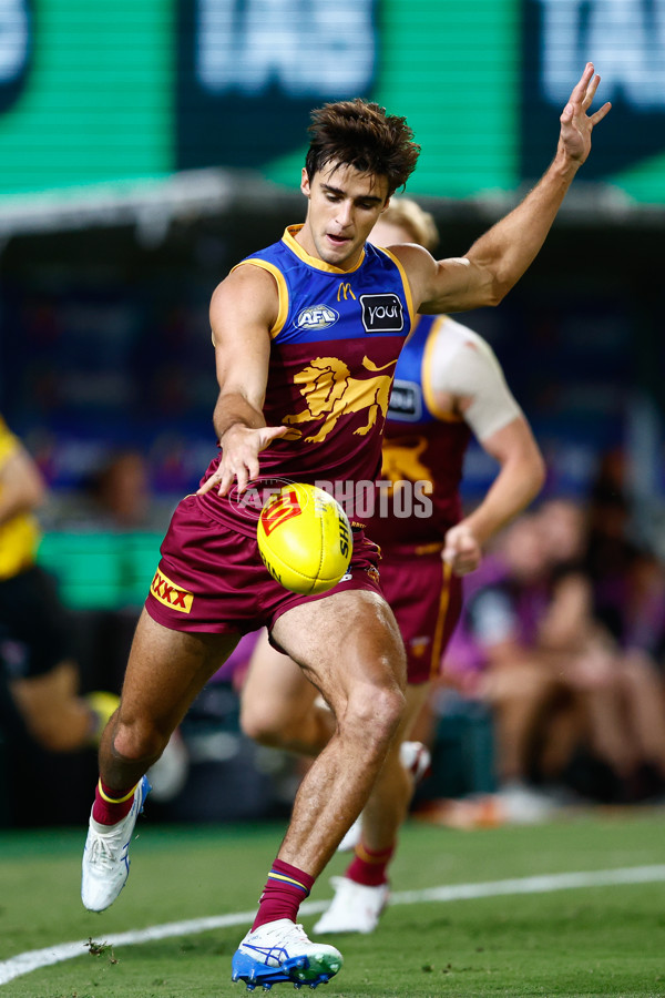 AFL 2025 Round 06 - Brisbane v Collingwood - A-58638050