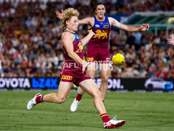 AFL 2025 Round 06 - Brisbane v Collingwood - A-58638071