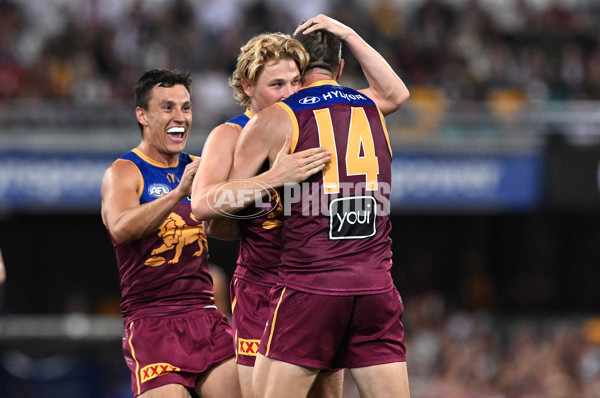AFL 2025 Round 06 - Brisbane v Collingwood - A-58638414