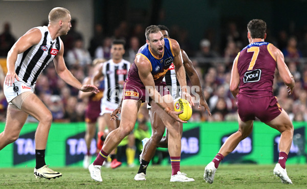 AFL 2025 Round 06 - Brisbane v Collingwood - A-58638439
