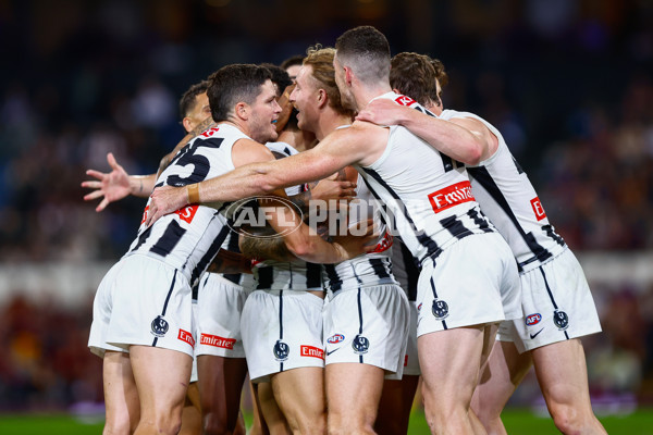 AFL 2025 Round 06 - Brisbane v Collingwood - A-58643896