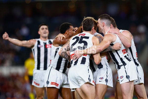 AFL 2025 Round 06 - Brisbane v Collingwood - A-58647789