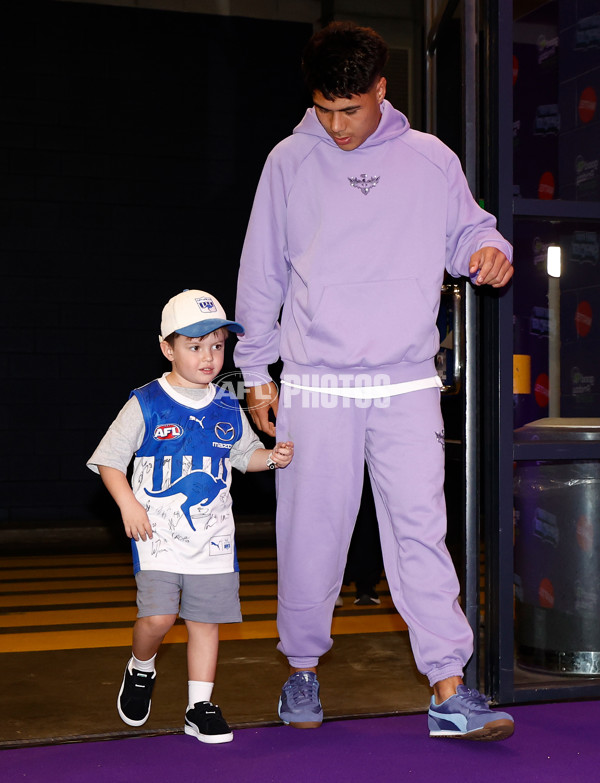 AFL 2025 Round 06 - North Melbourne v Carlton - A-58738584