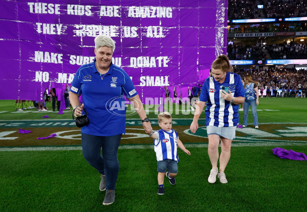 AFL 2025 Round 06 - North Melbourne v Carlton - A-58741635