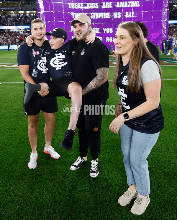 AFL 2025 Round 06 - North Melbourne v Carlton - A-58741650