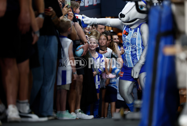 AFL 2025 Round 06 - North Melbourne v Carlton - A-58743482