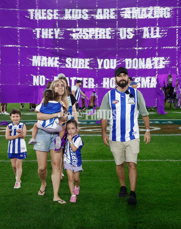 AFL 2025 Round 06 - North Melbourne v Carlton - A-58744430