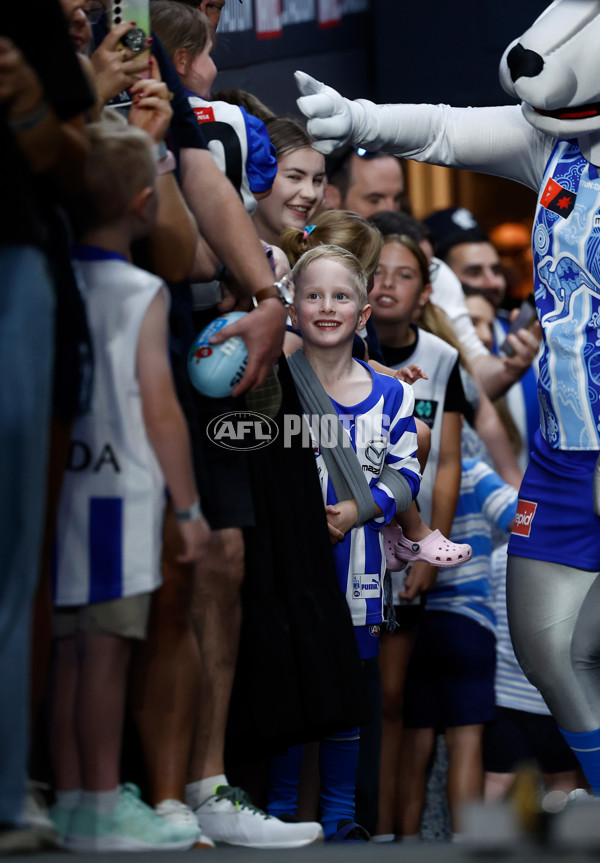 AFL 2025 Round 06 - North Melbourne v Carlton - A-58744466