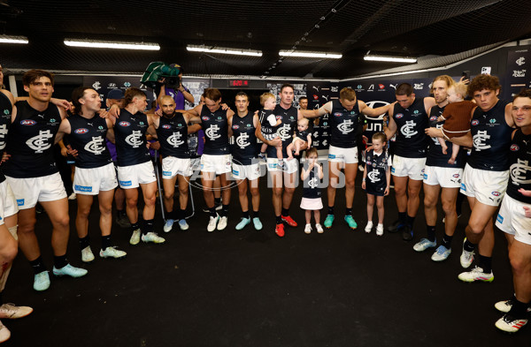 AFL 2025 Round 06 - North Melbourne v Carlton - A-58755146