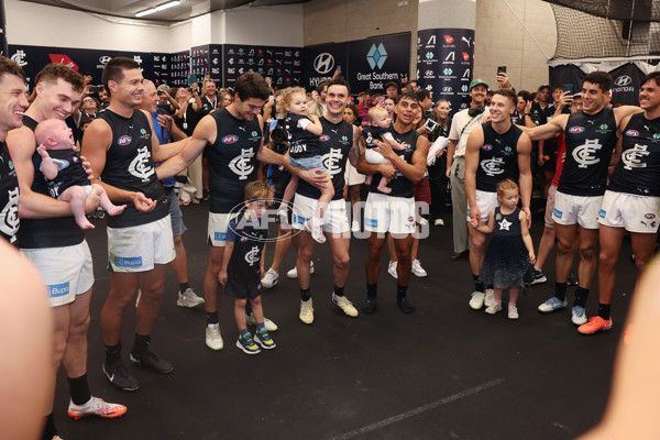 AFL 2025 Round 06 - North Melbourne v Carlton - A-58755169