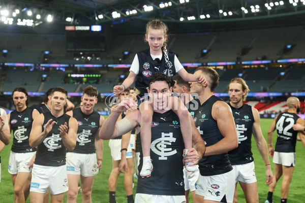 AFL 2025 Round 06 - North Melbourne v Carlton - A-58755187