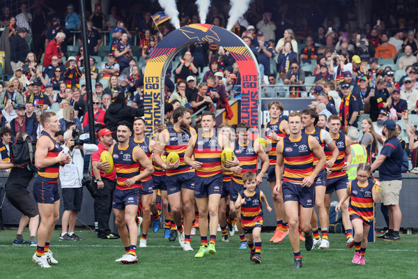 AFL 2025 Round 06 - Adelaide v GWS - A-58777531